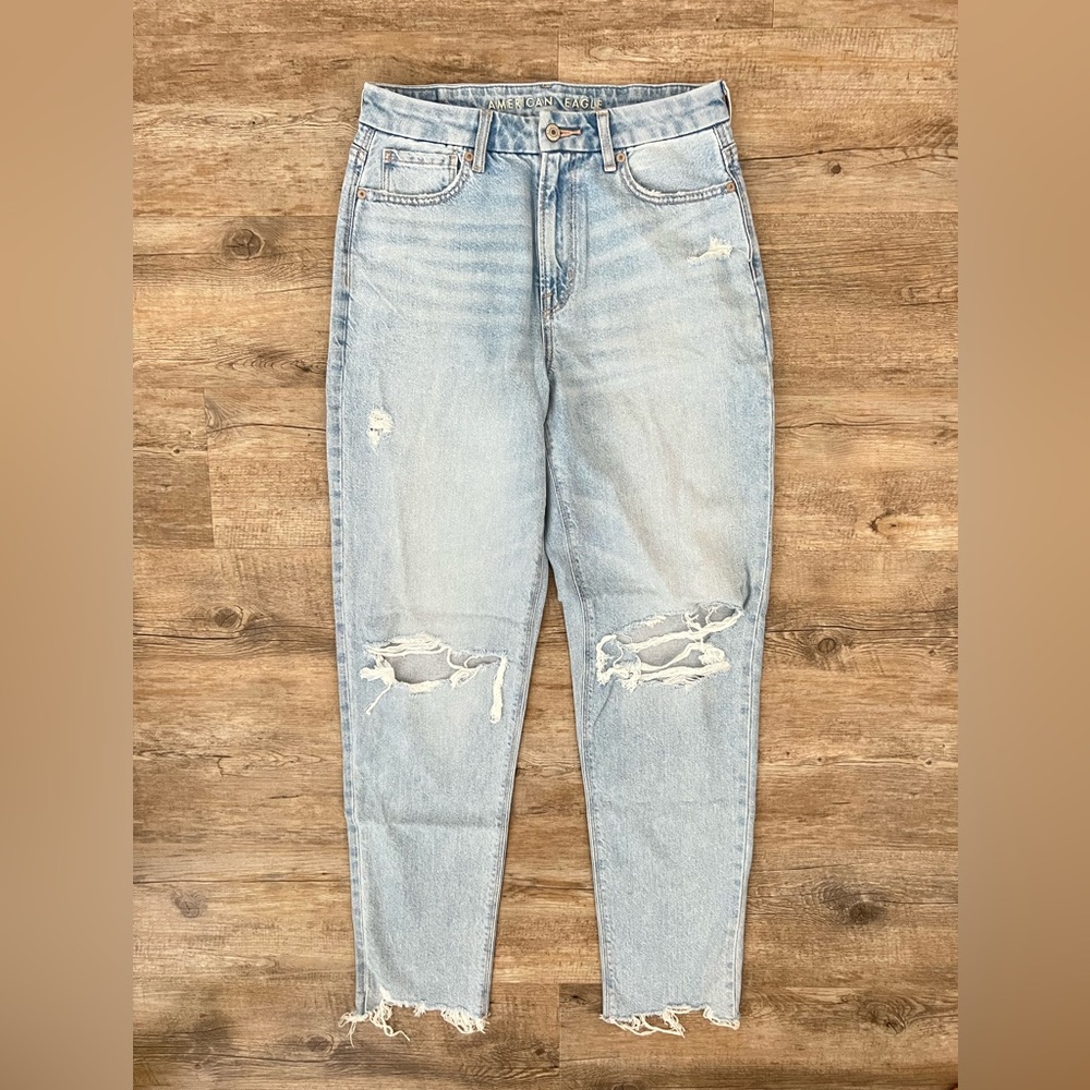 American Eagle Curvy Mom Jeans